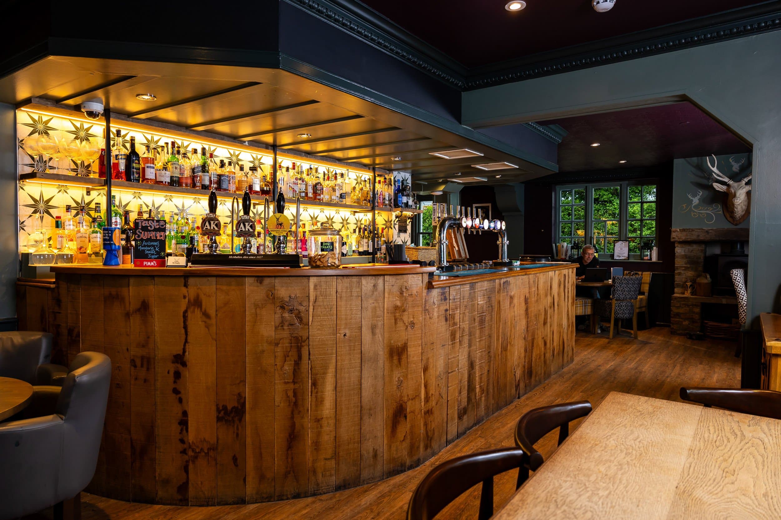 Stag, Chorleywood_20.jpg
